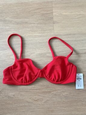 Abercrombie & Fitch Ribbed Underwire Bikini Top
